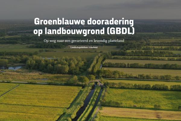Groen Blauwe Dooradering Landbouwgrond